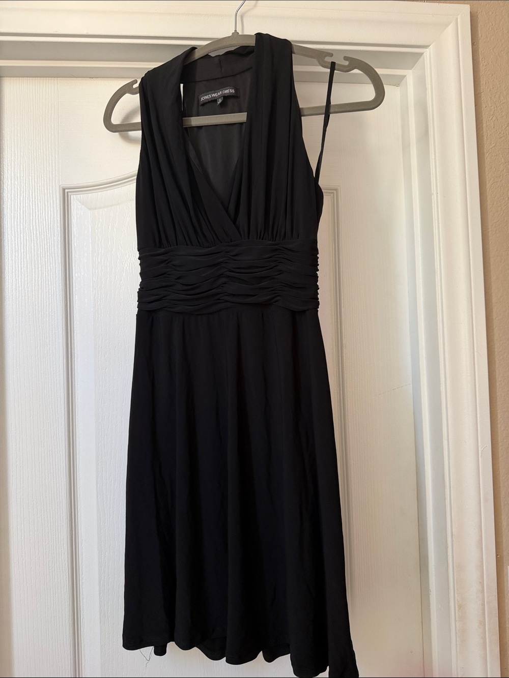 Jones Wear Black One-Shoulder Ruched Waist Dress